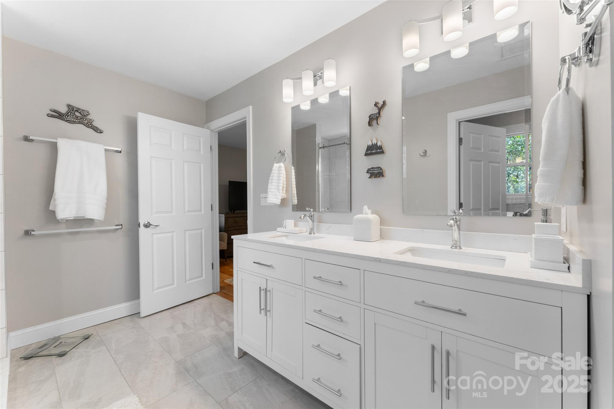 Connestee Falls - Residential