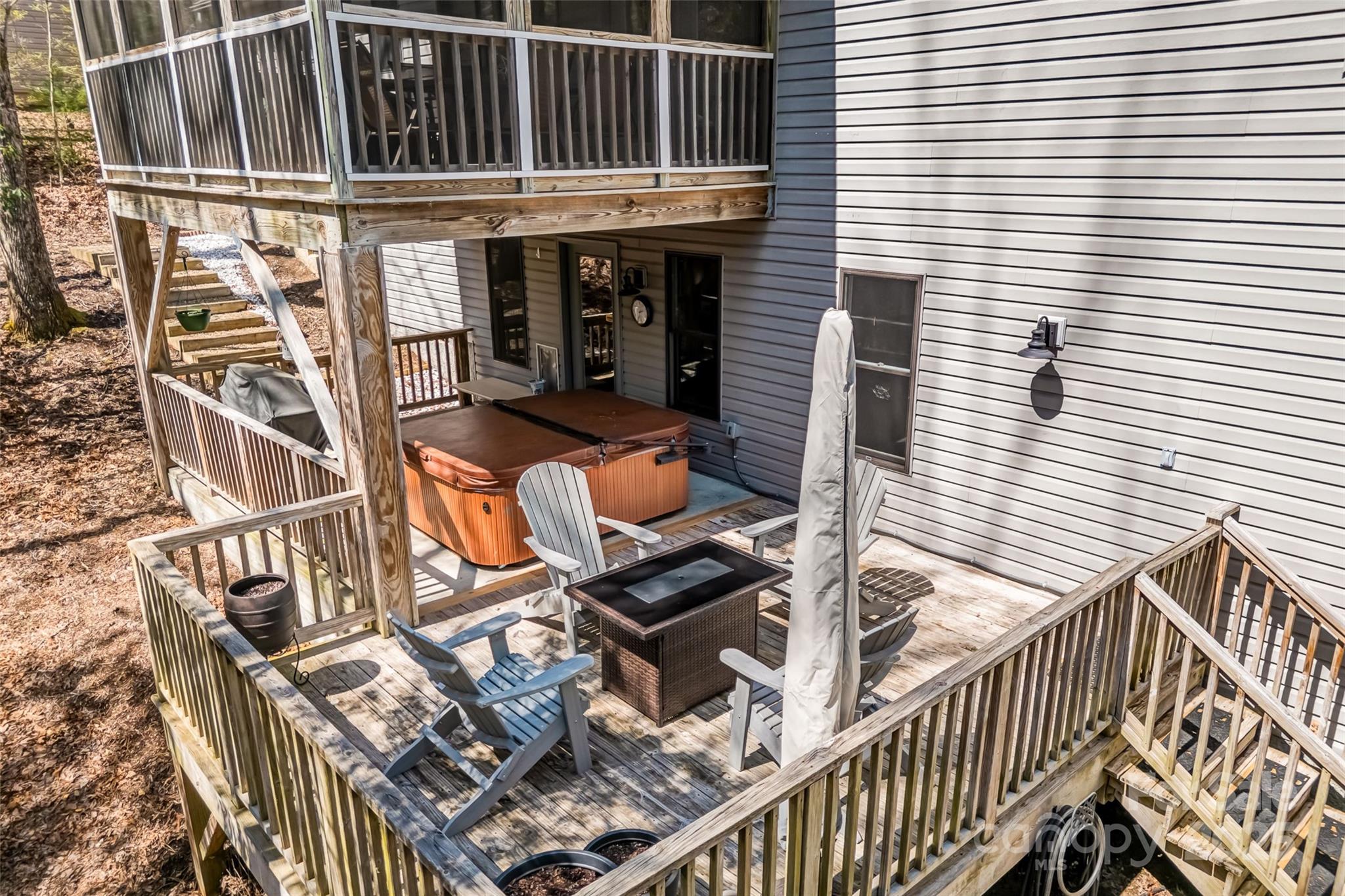 Connestee Falls - Residential