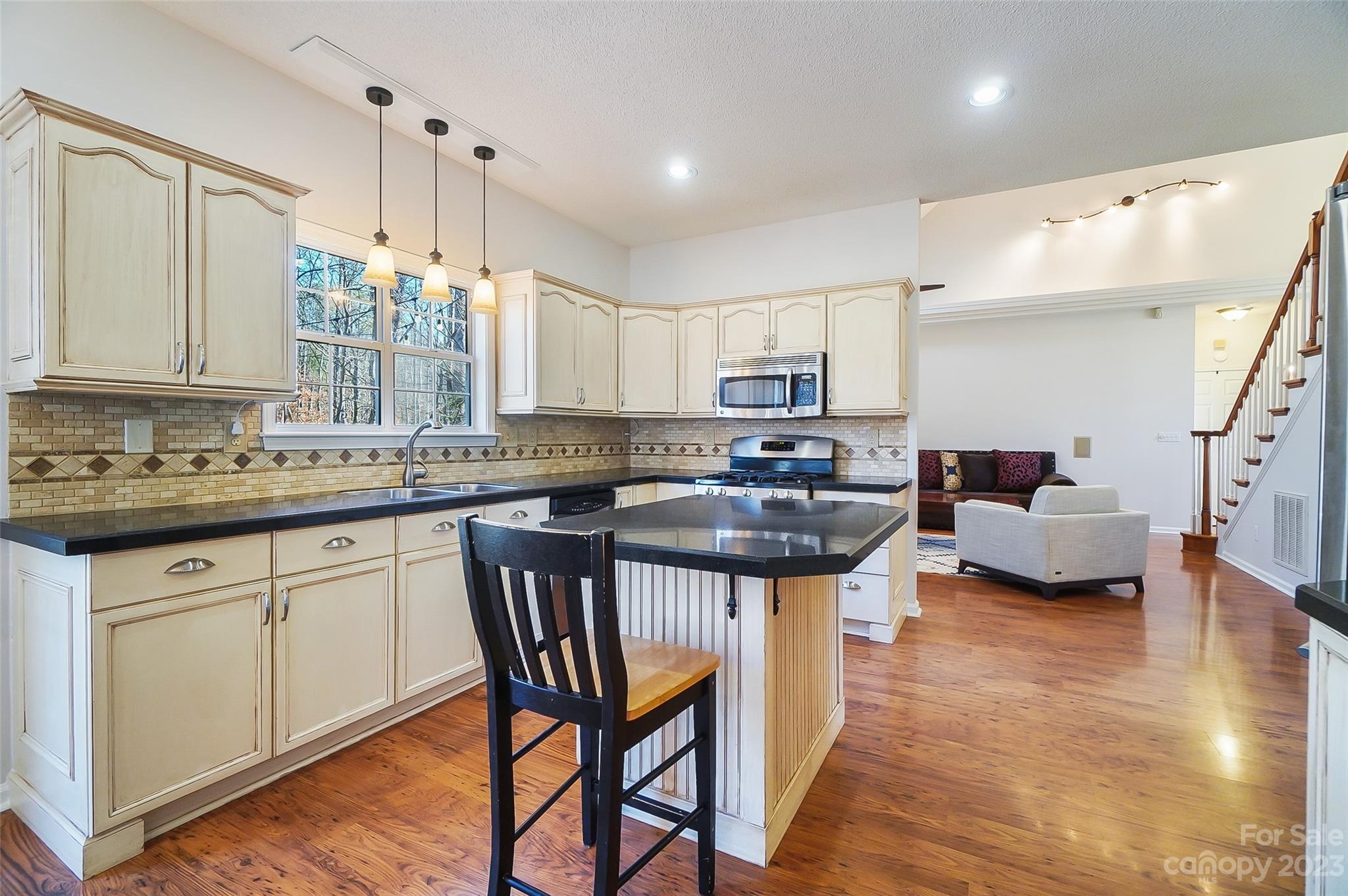 Oxford Glen - Residential