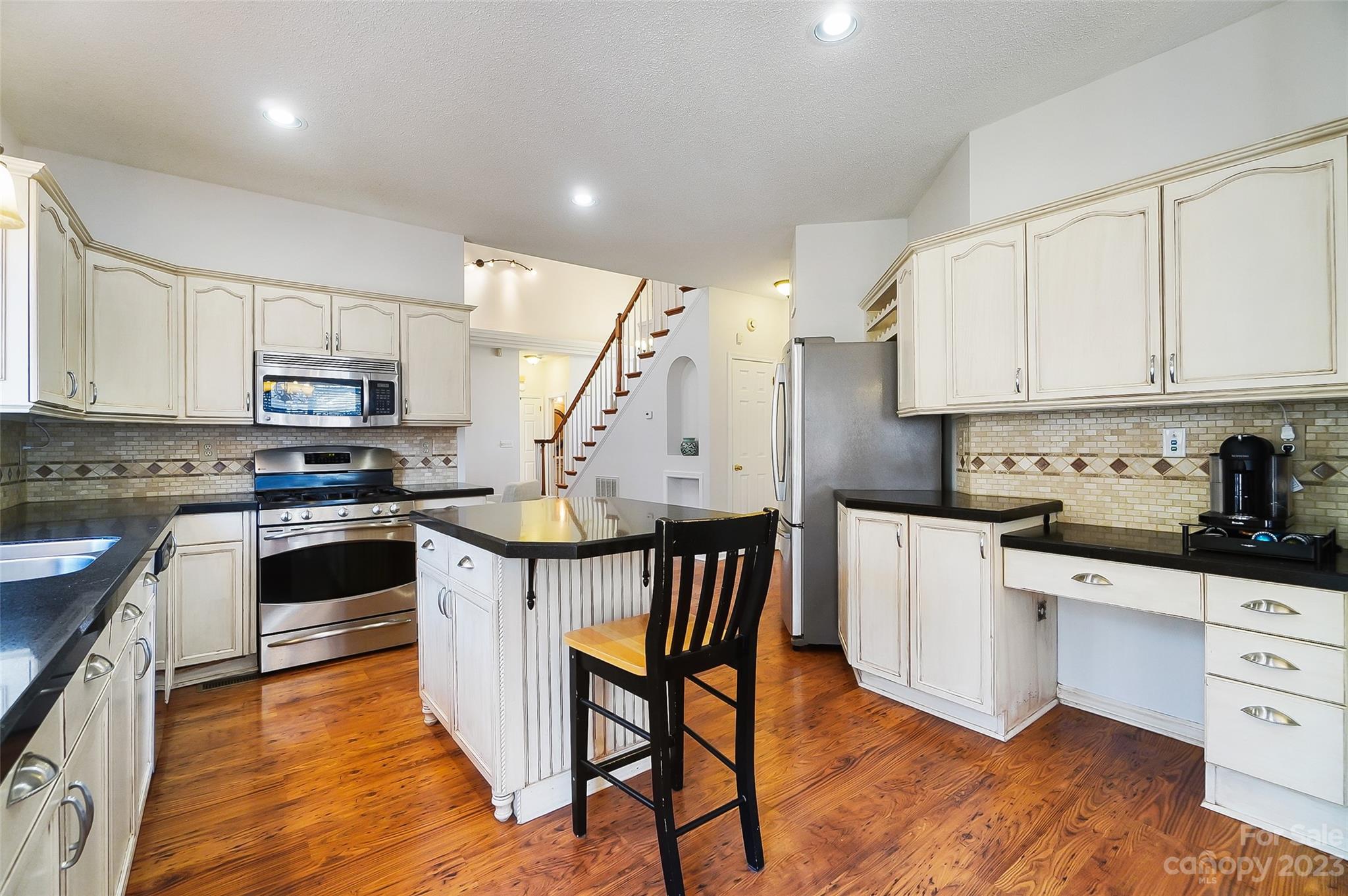 Oxford Glen - Residential