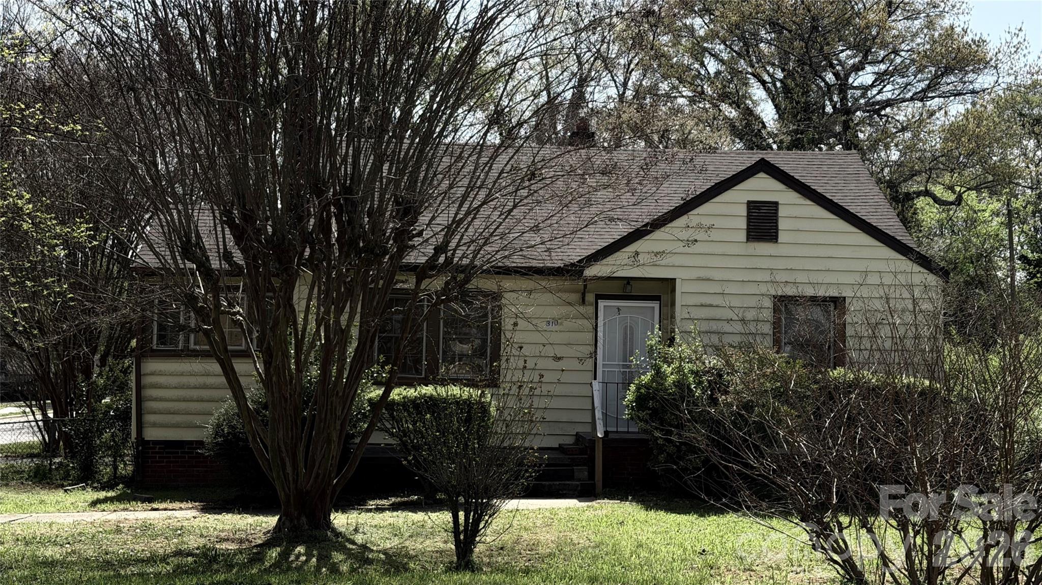 Graham Heights - Land