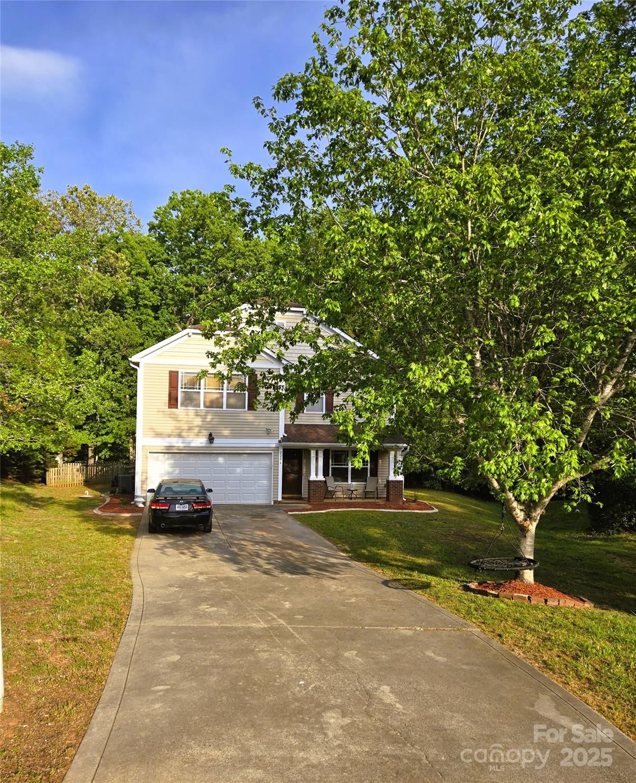 2206 Golden Larch Lane