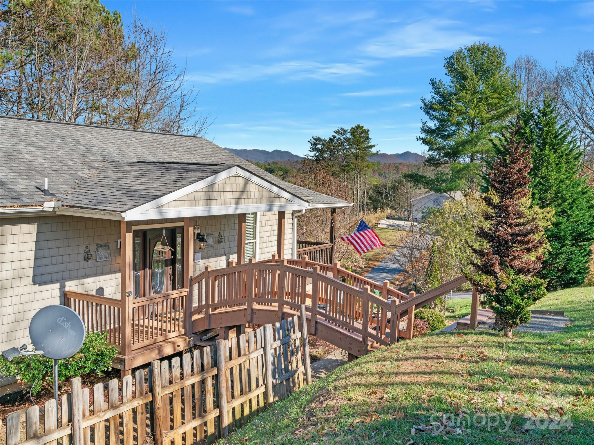 16 Sunny Lane