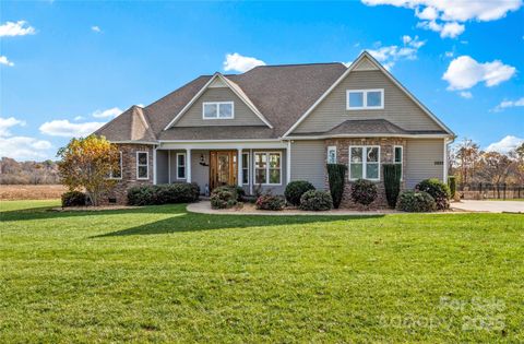 5828 Jordan Gate Drive East Bend NC 27018