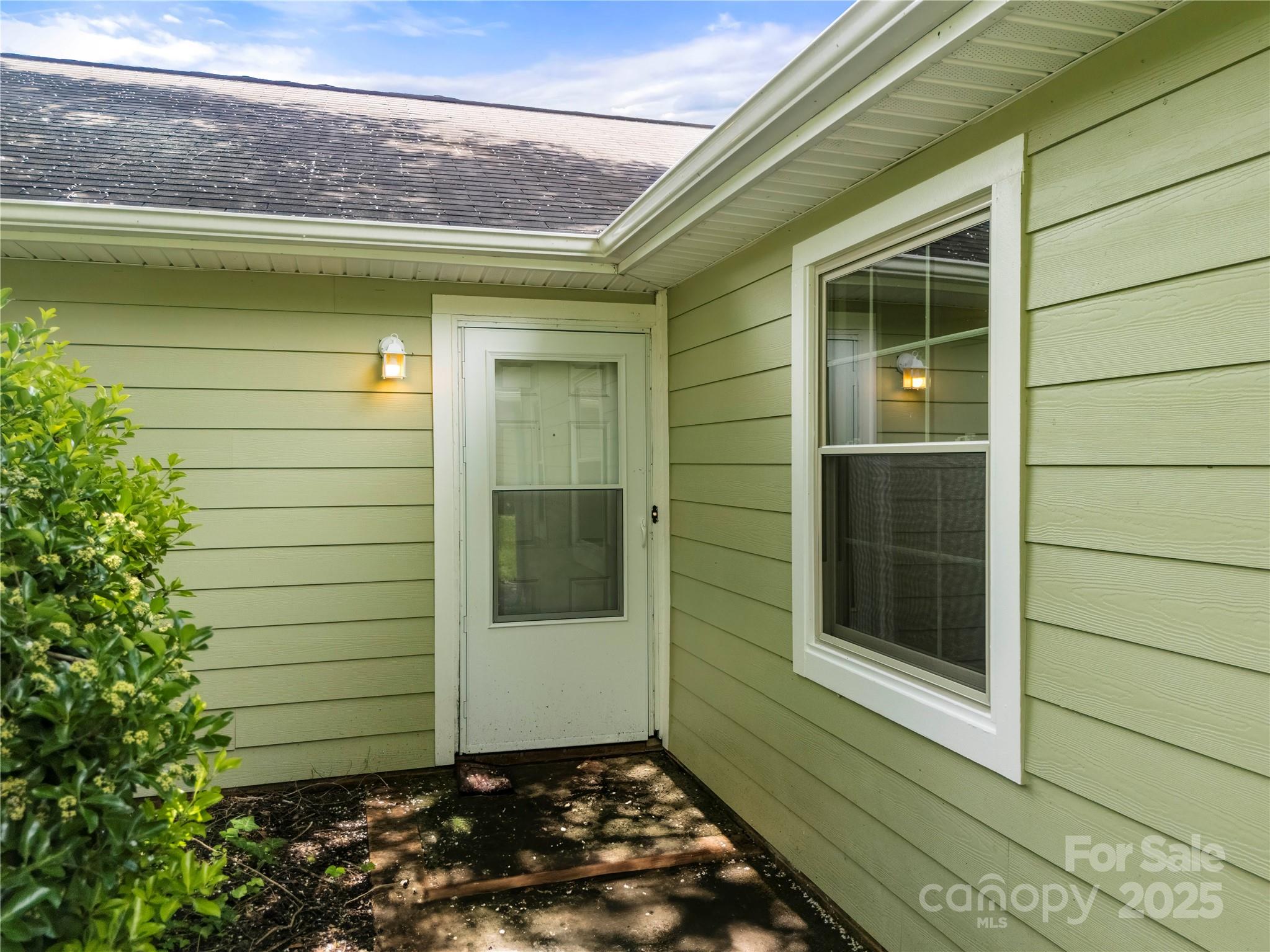 4333 Dunwoody Drive