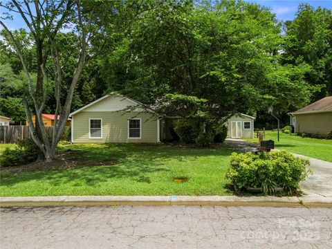 4333 Dunwoody Drive Charlotte NC 28215