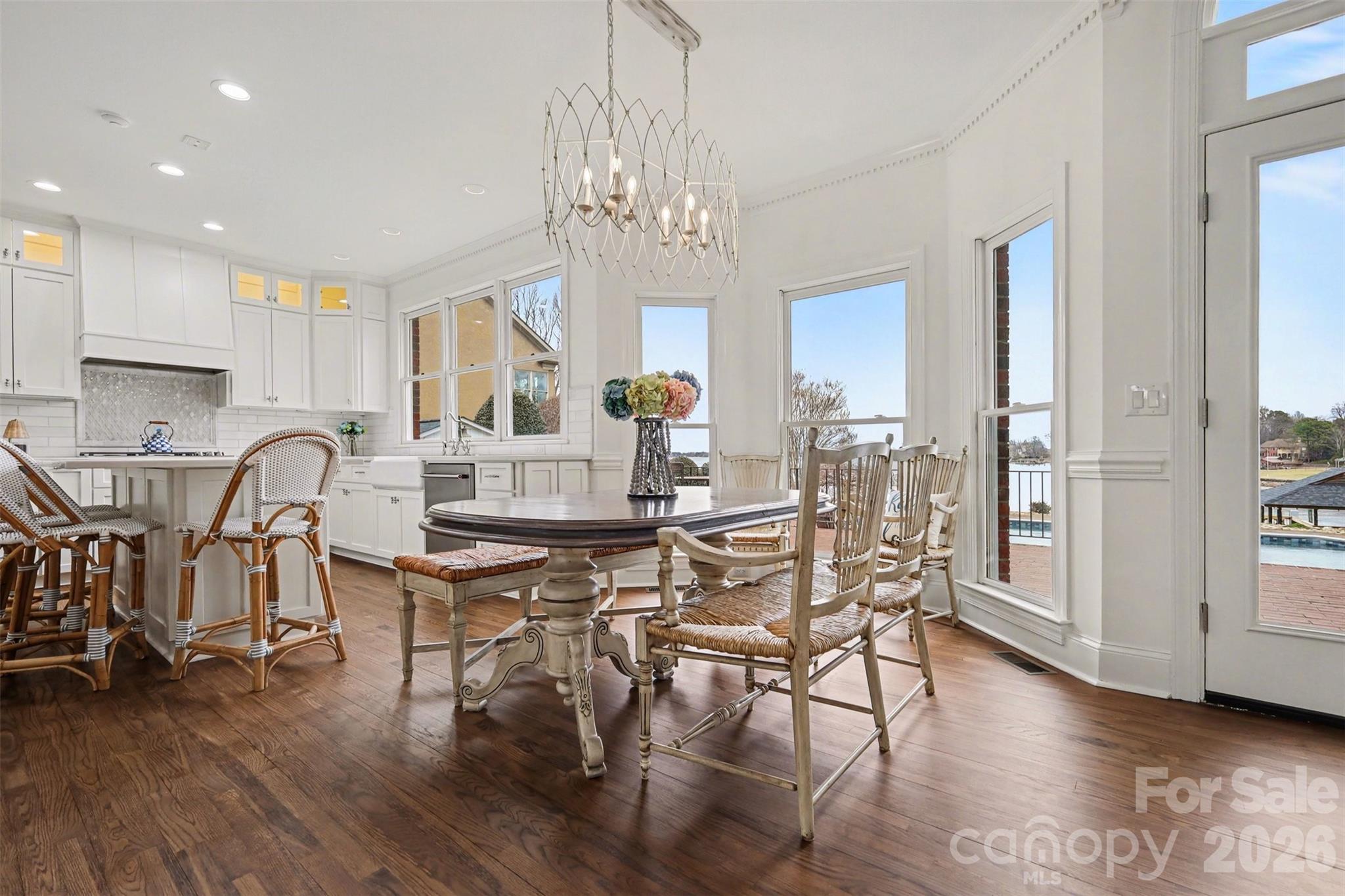 Island Forest - Residential