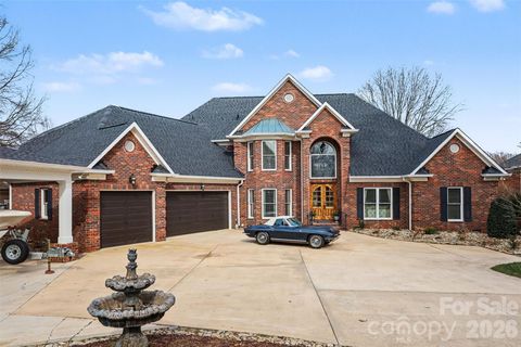 Photo of 20410 Island Forest Drive, Cornelius, NC 28031 (MLS # 4344256)
