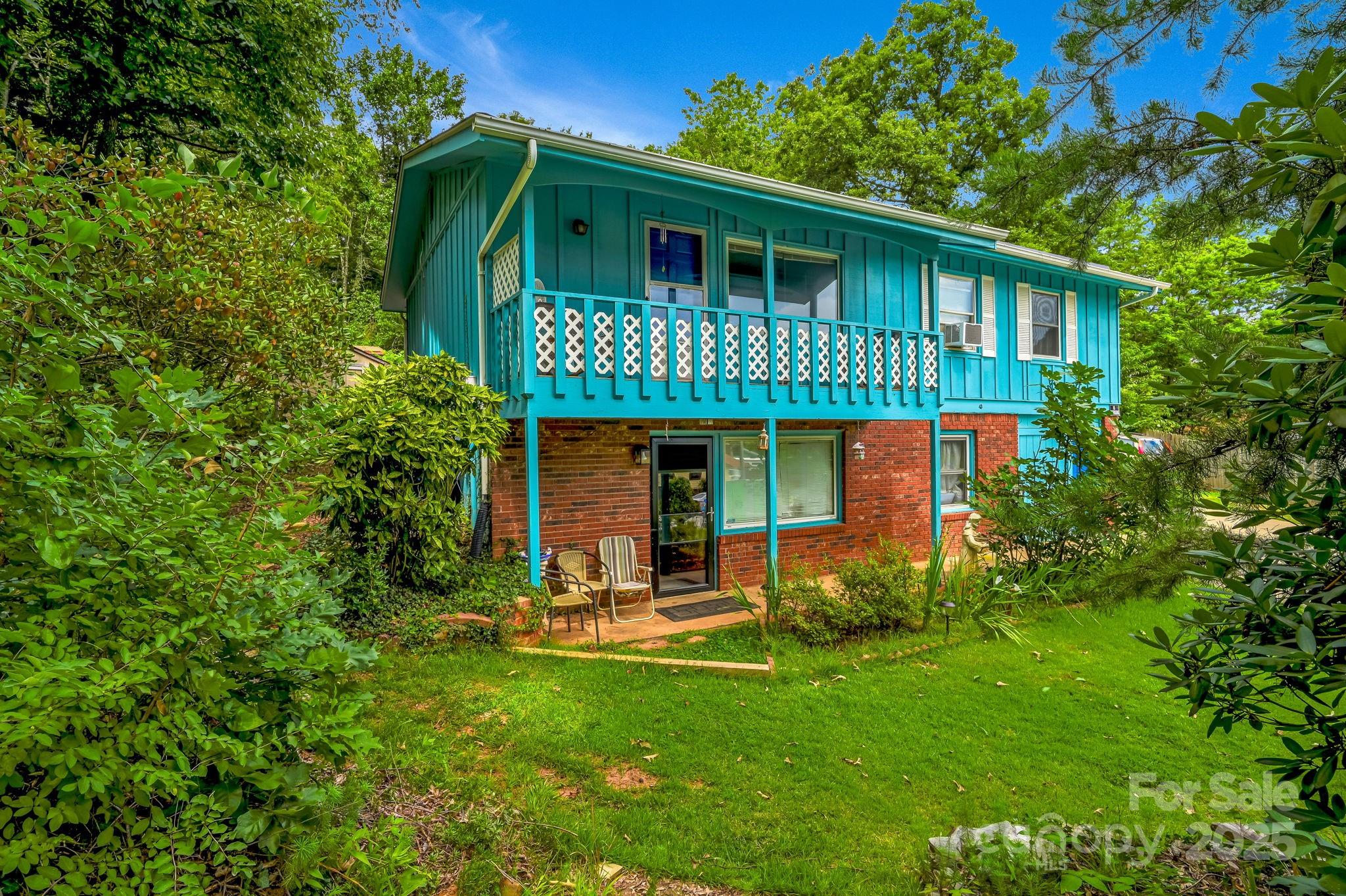 43 Evelake Drive