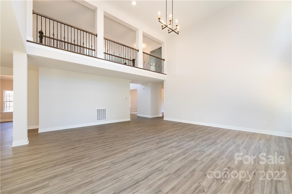 Marvin Villas - Residential