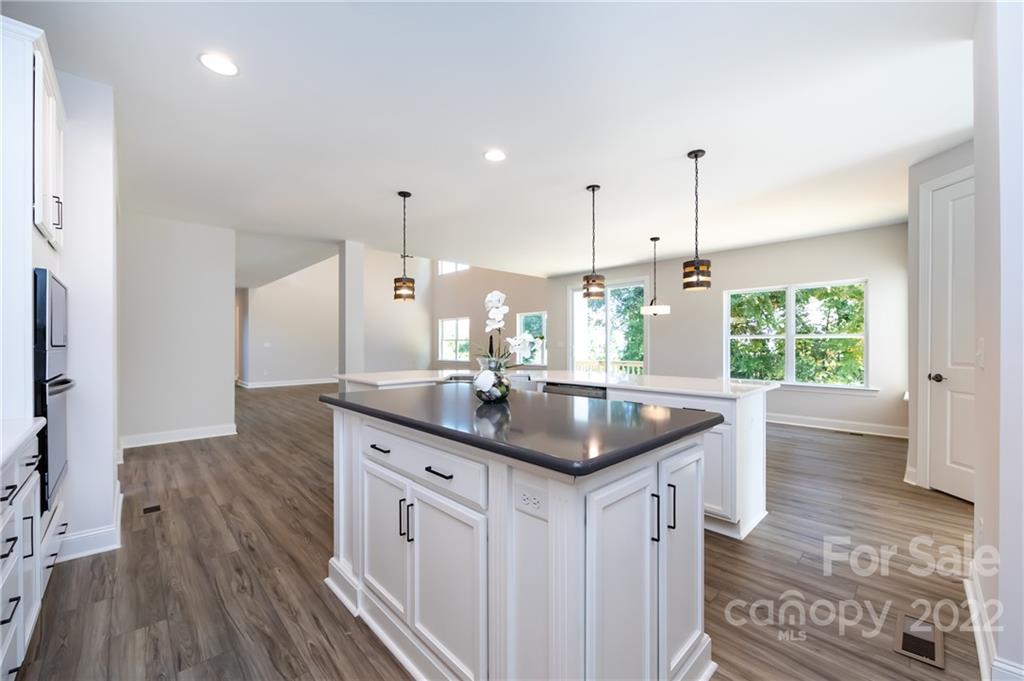 Marvin Villas - Residential