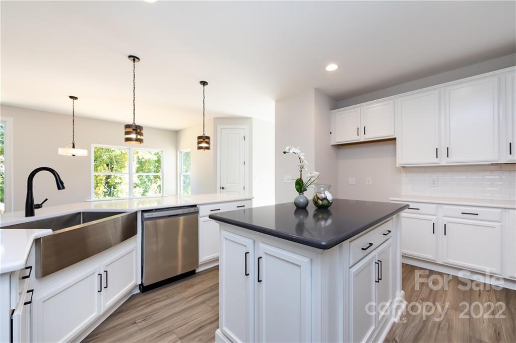 Marvin Villas - Residential