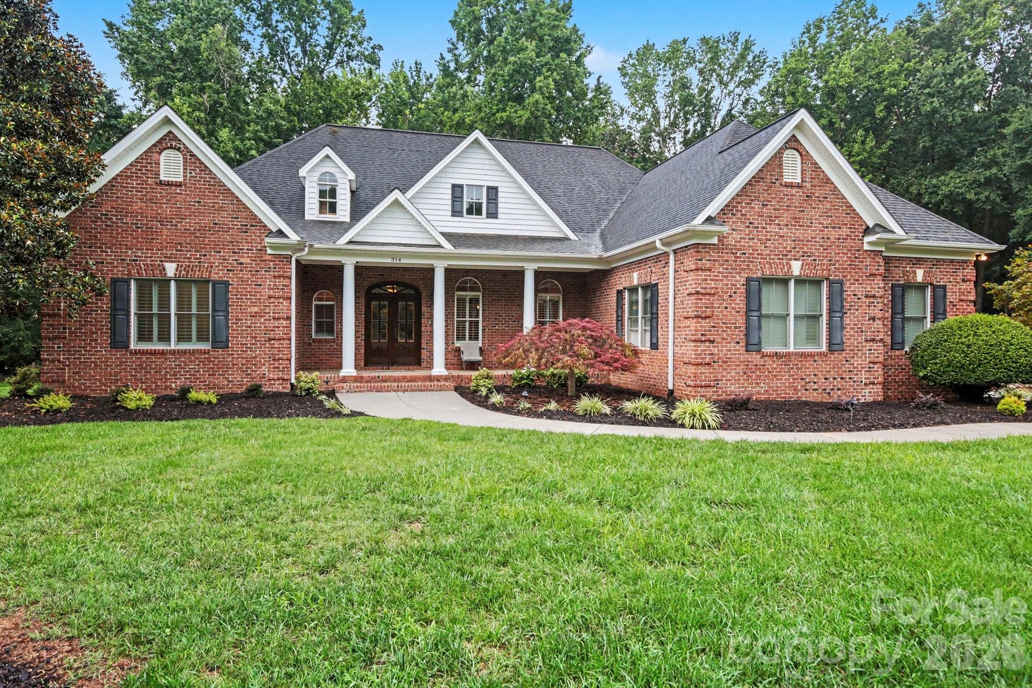 314 W Glenview Drive