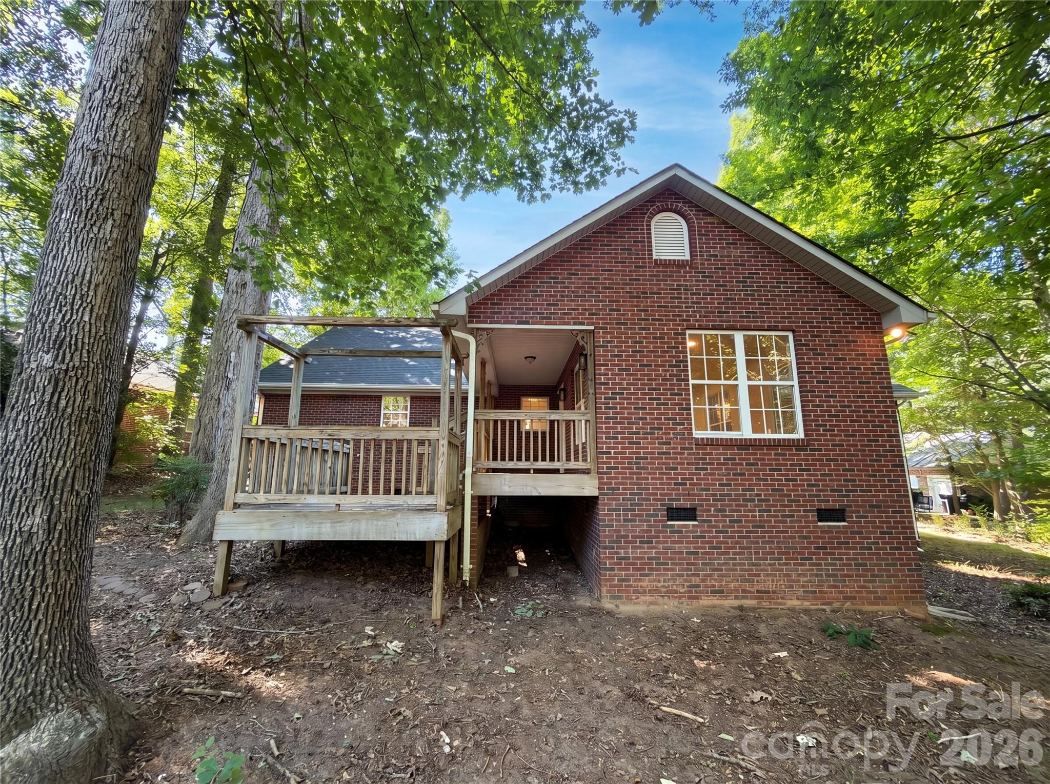 Charlton Oaks - Residential