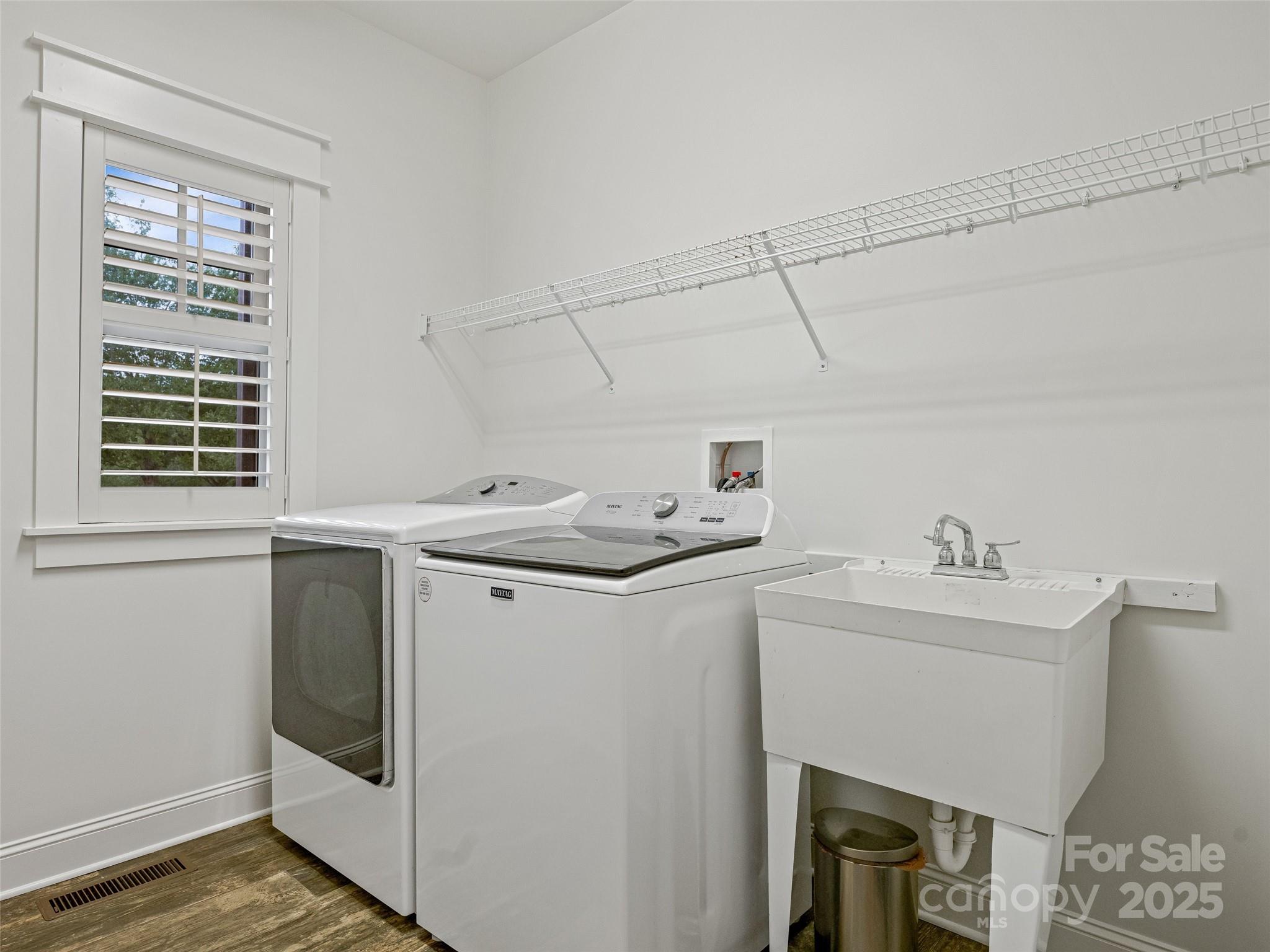 Hollabrook Farm - Residential