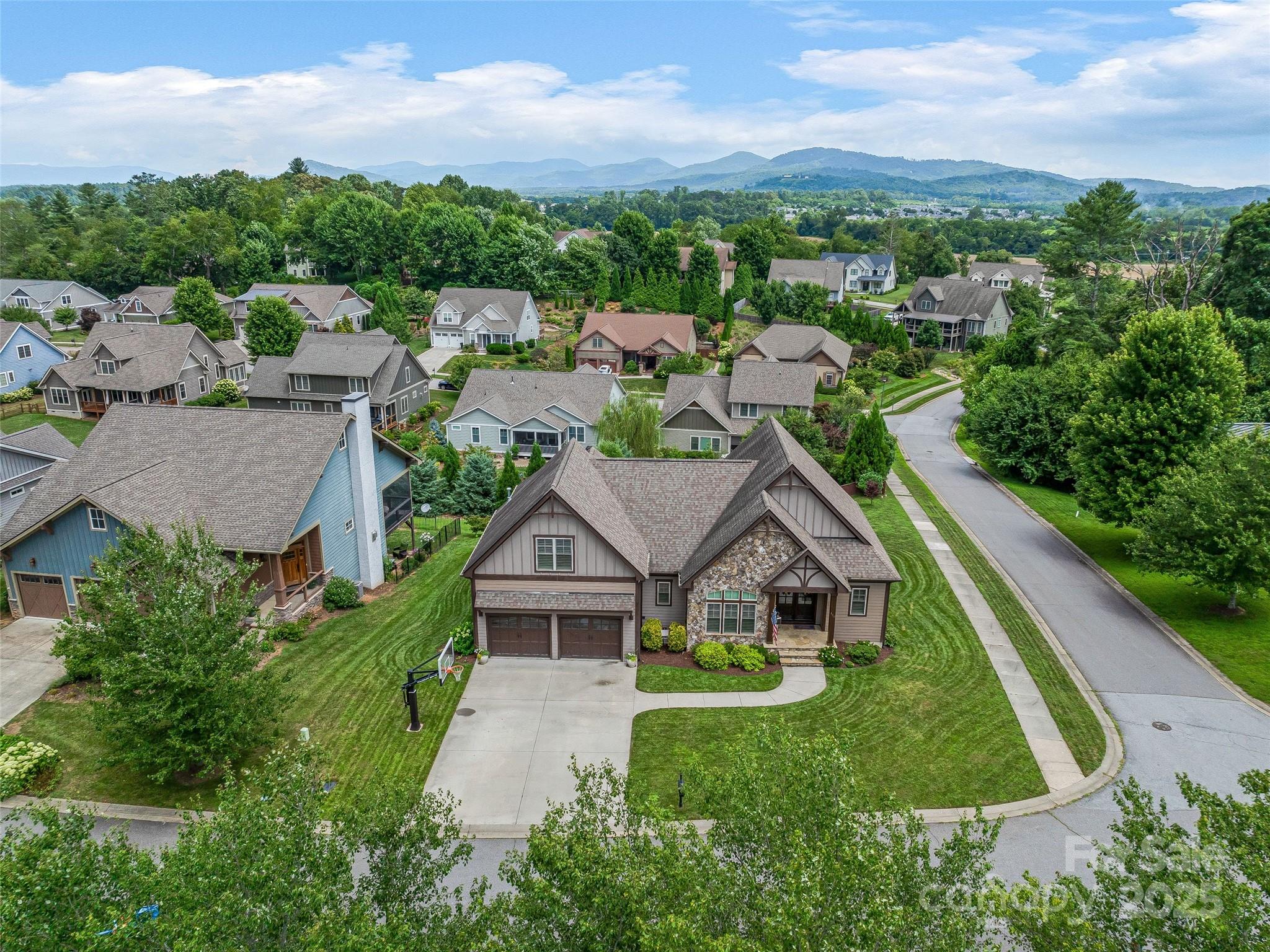 Hollabrook Farm - Residential
