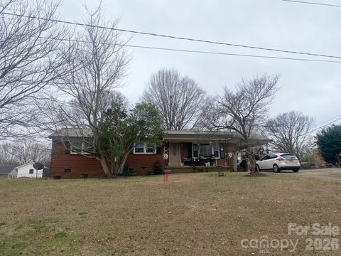 Photo of 2378 Old Field Road, Gastonia, NC 28056 (MLS # 4337333)