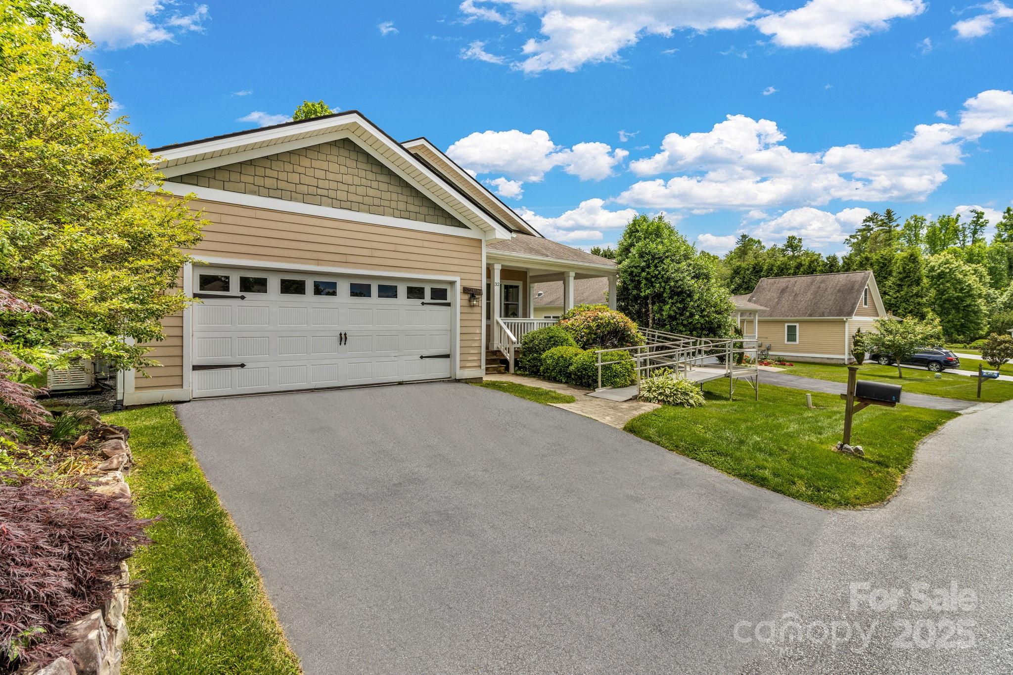 32 White Fox Drive