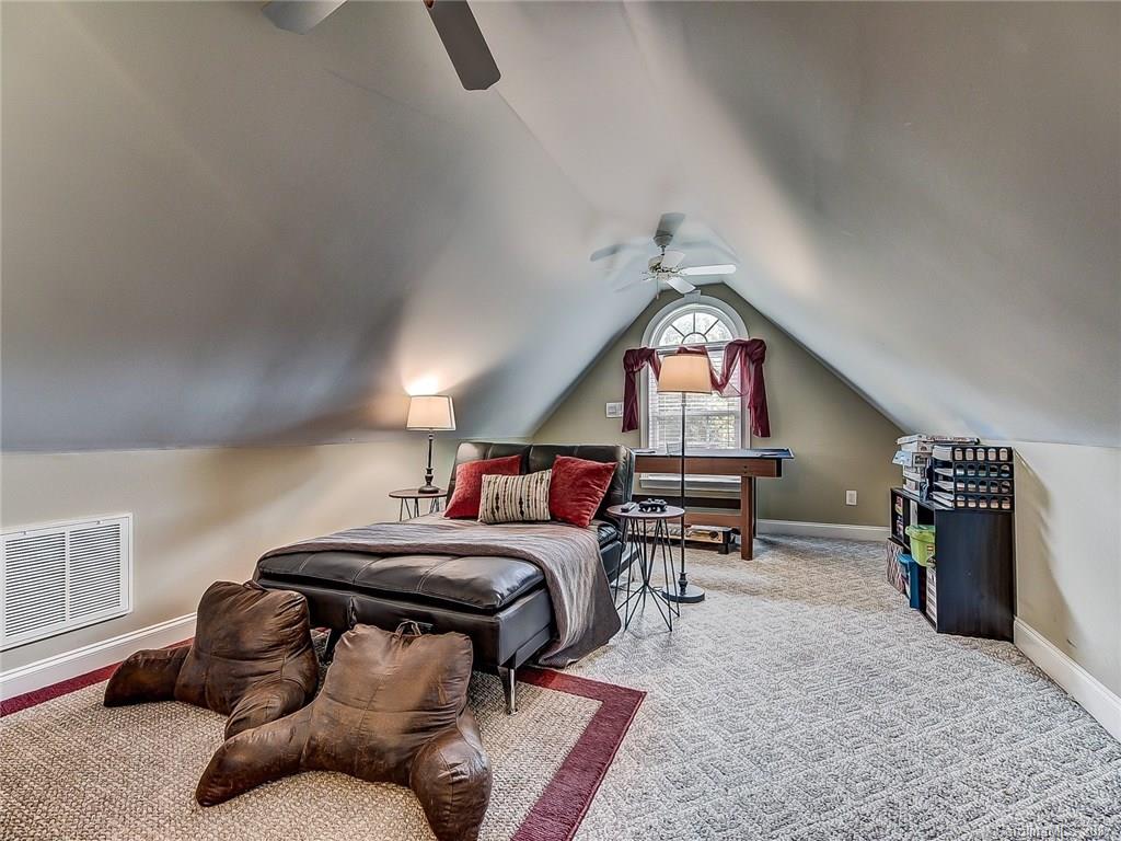 Huntington Farms - Residential