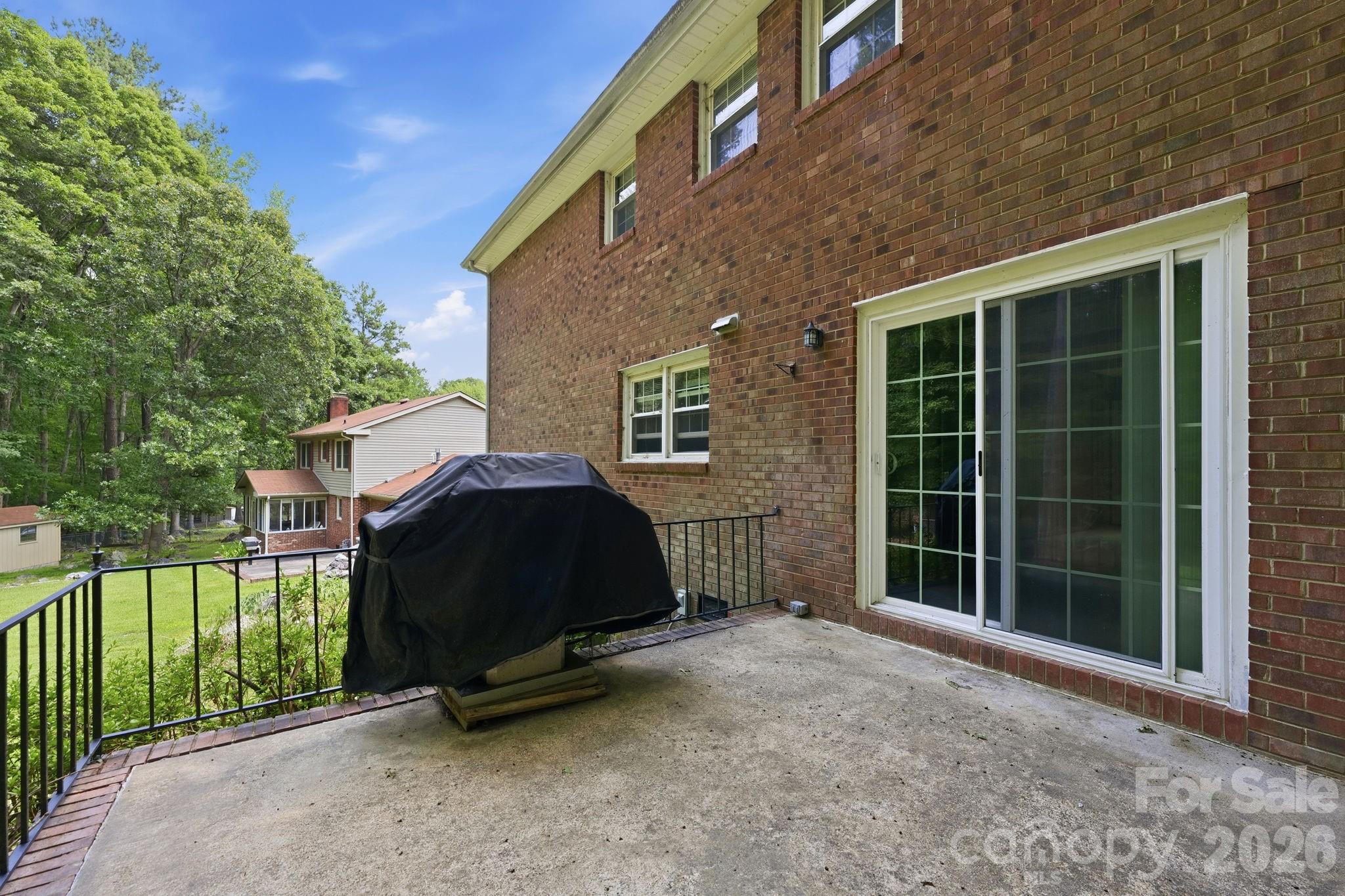 994 Tamworth Road