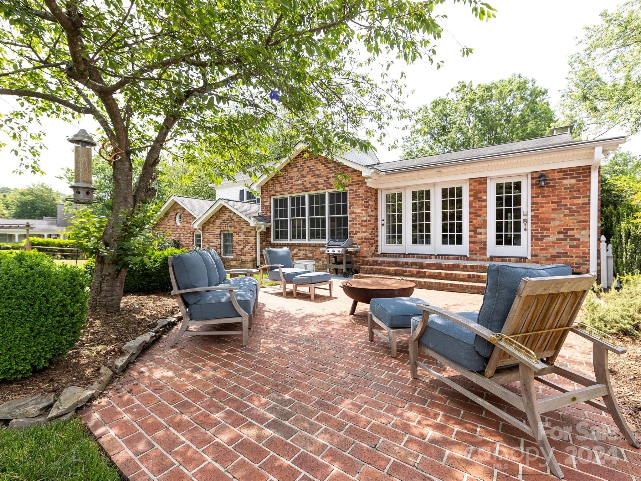 Barclay Downs - Residential