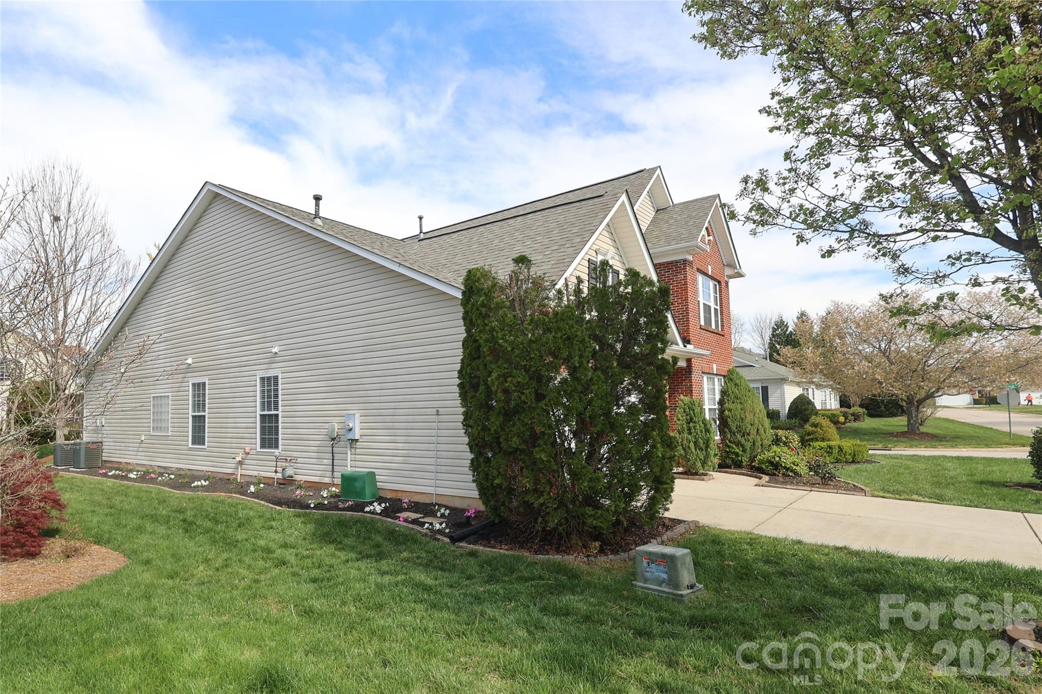 Four Seasons At Gold Hill - Residential