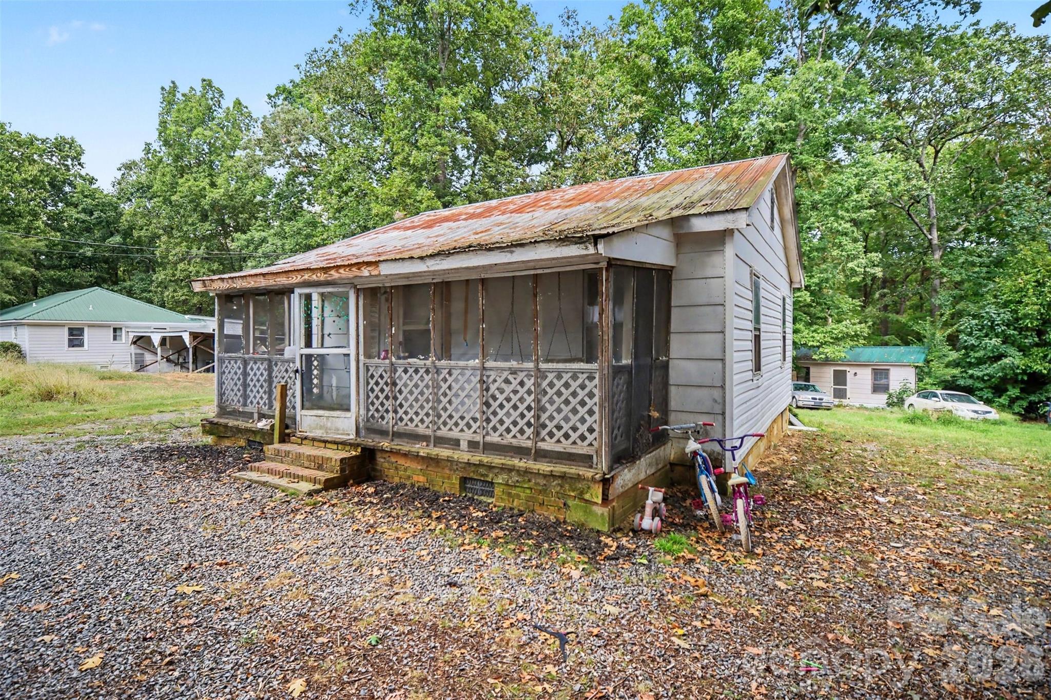 1016 Wade Rorie Road