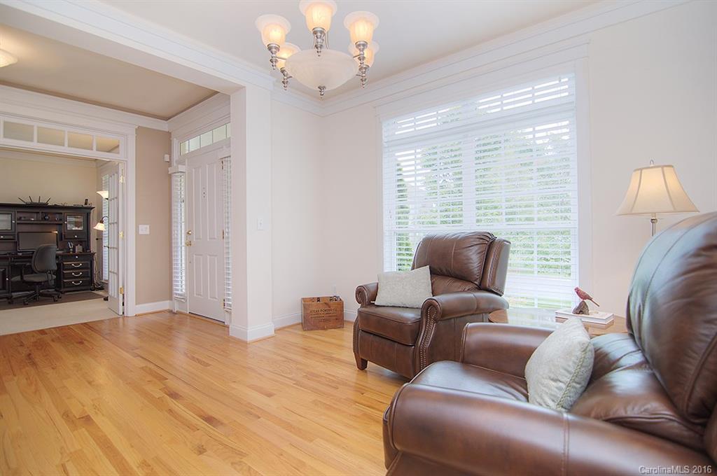 Lake Shore - Residential