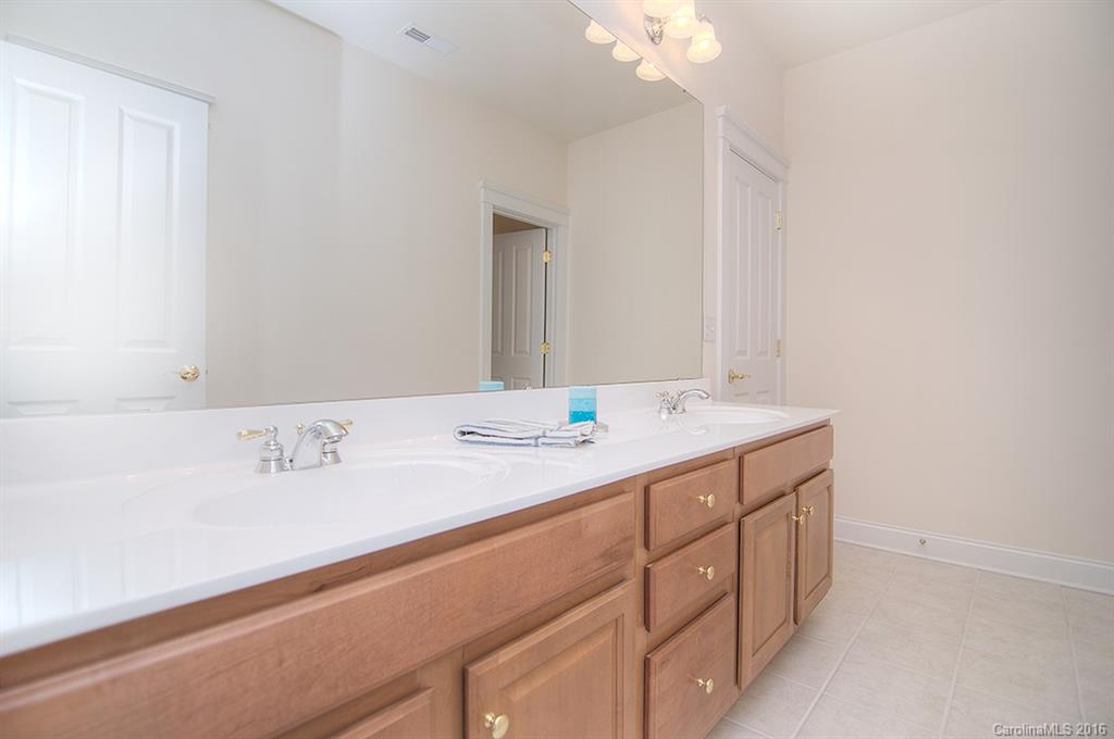 Lake Shore - Residential