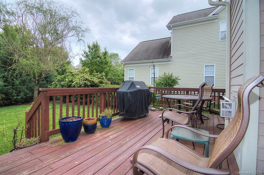 Lake Shore - Residential