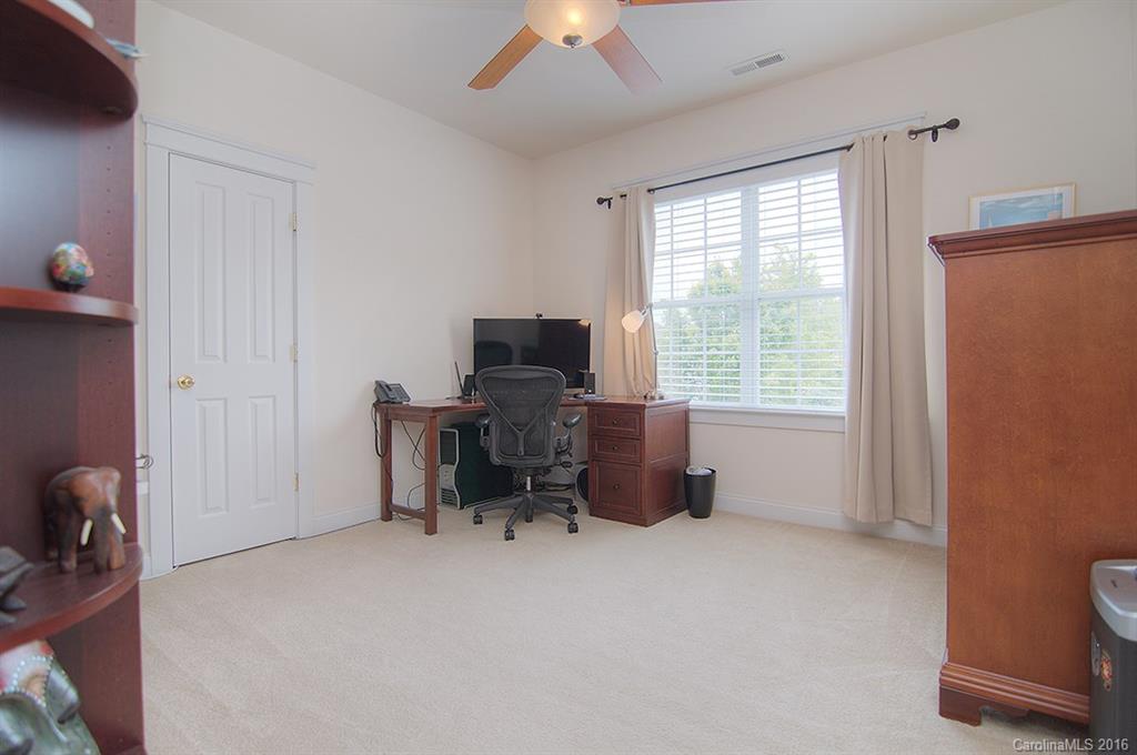 Lake Shore - Residential