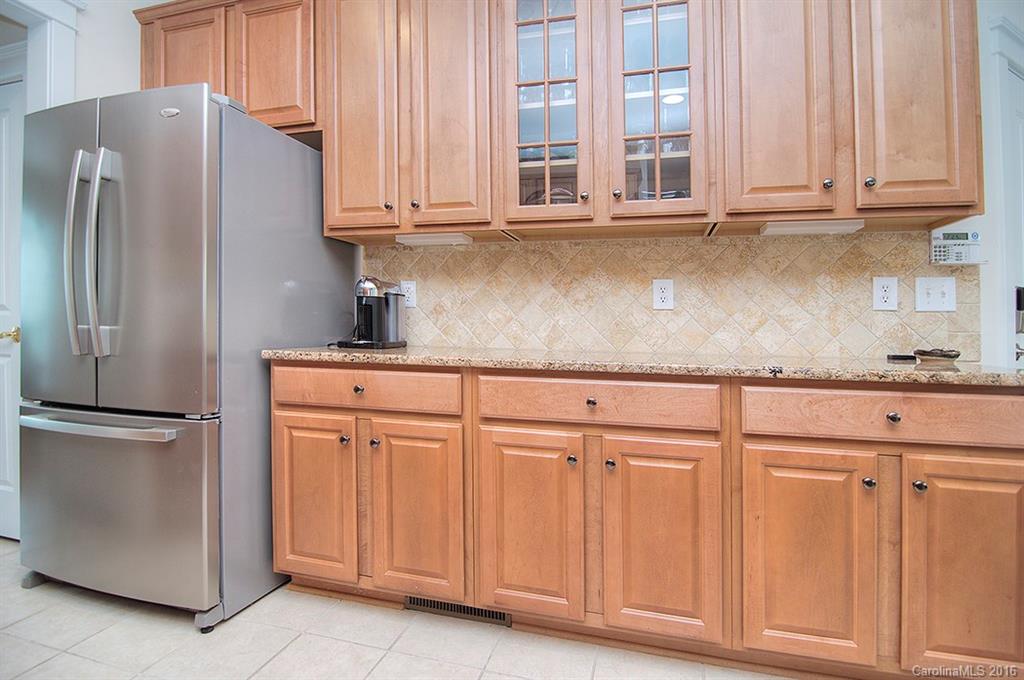 Lake Shore - Residential