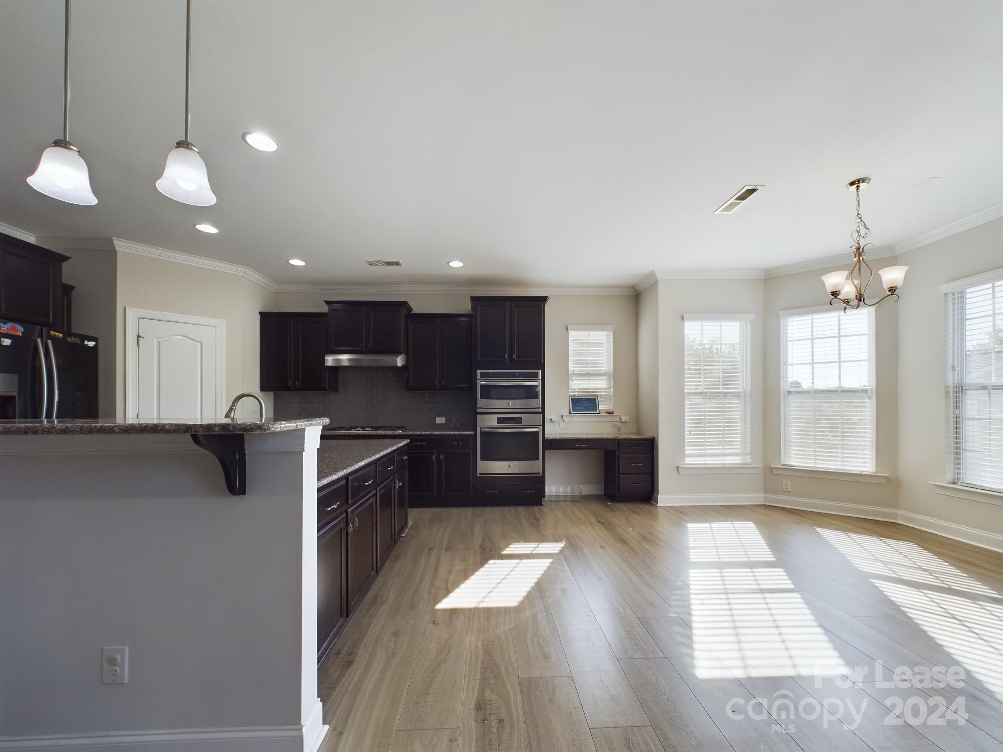 Hawks Creek - Residential Lease