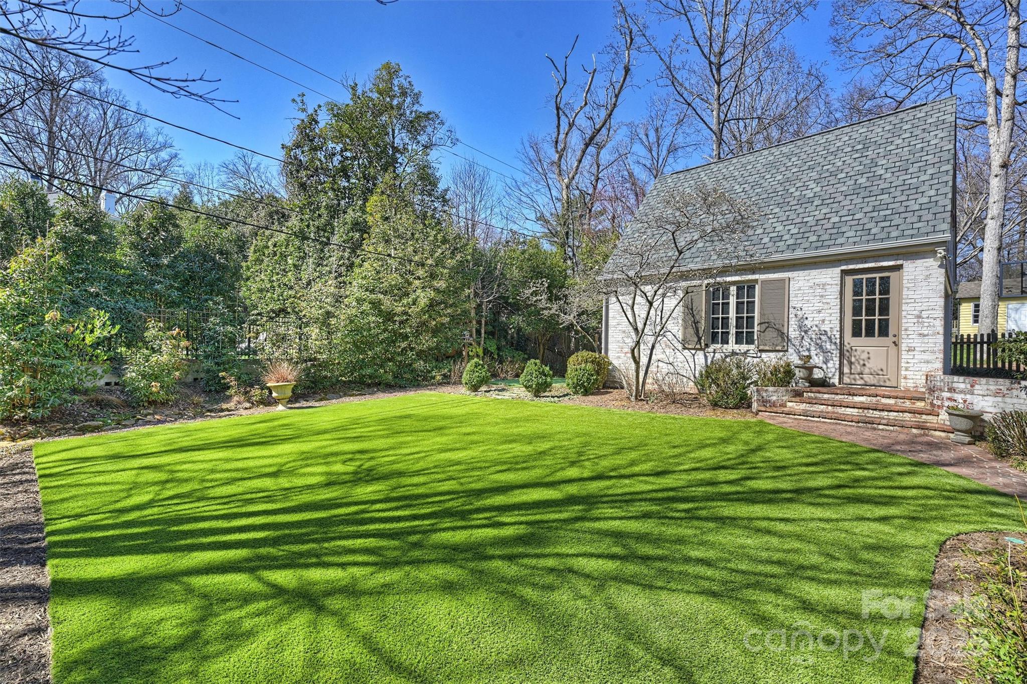 Myers Park - Residential