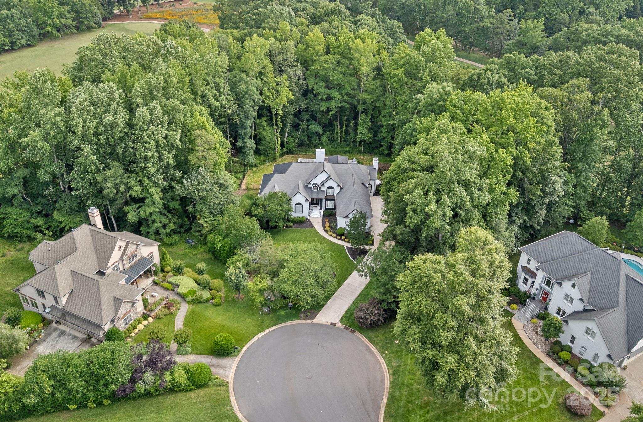 1001 Berwick Court