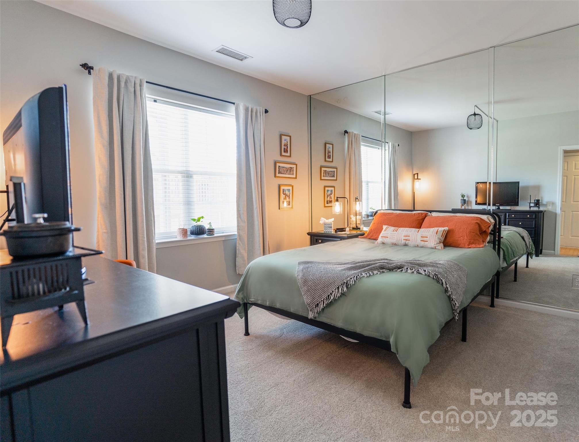 Magnolia Park - Residential Lease