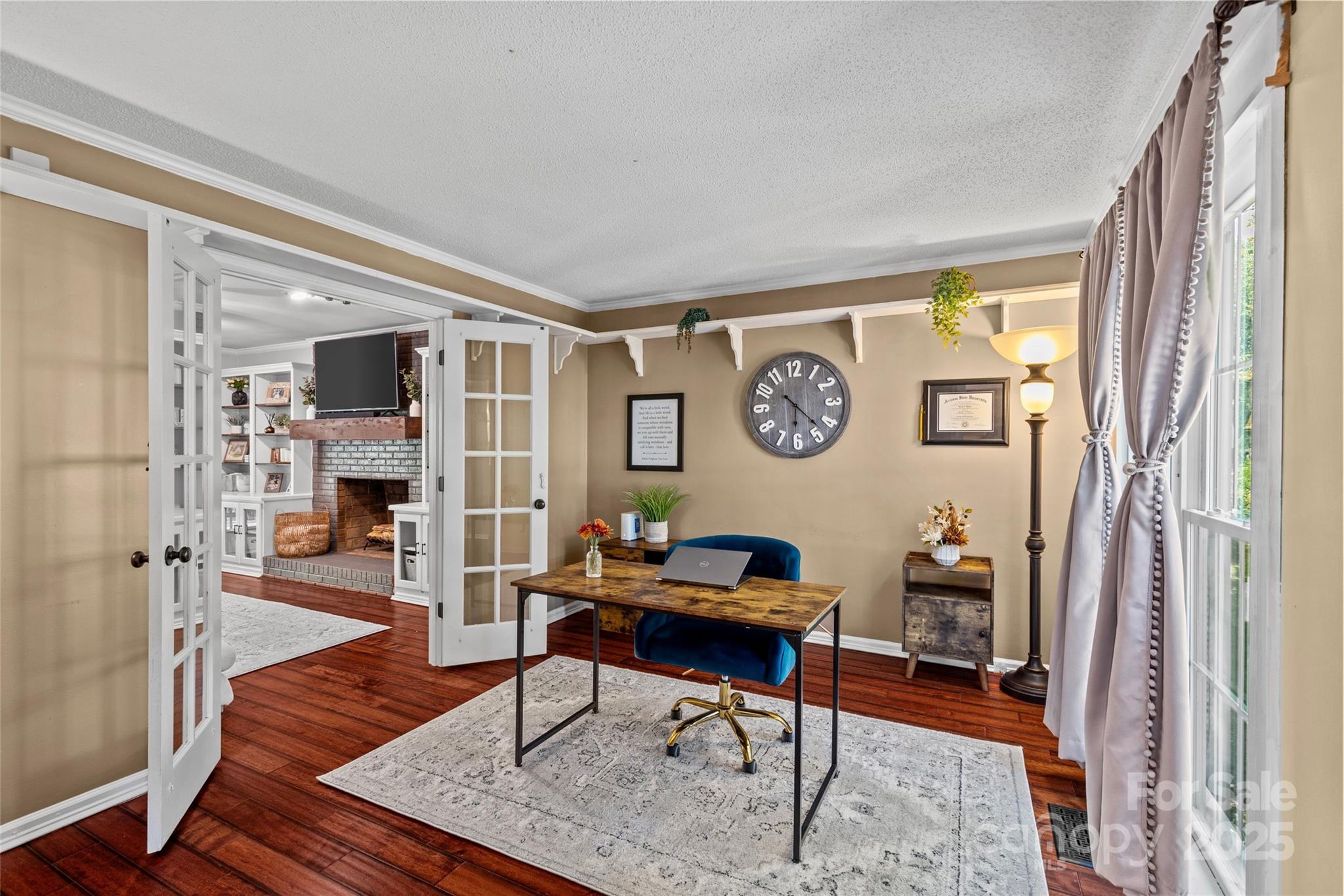 Point Crossing - Residential