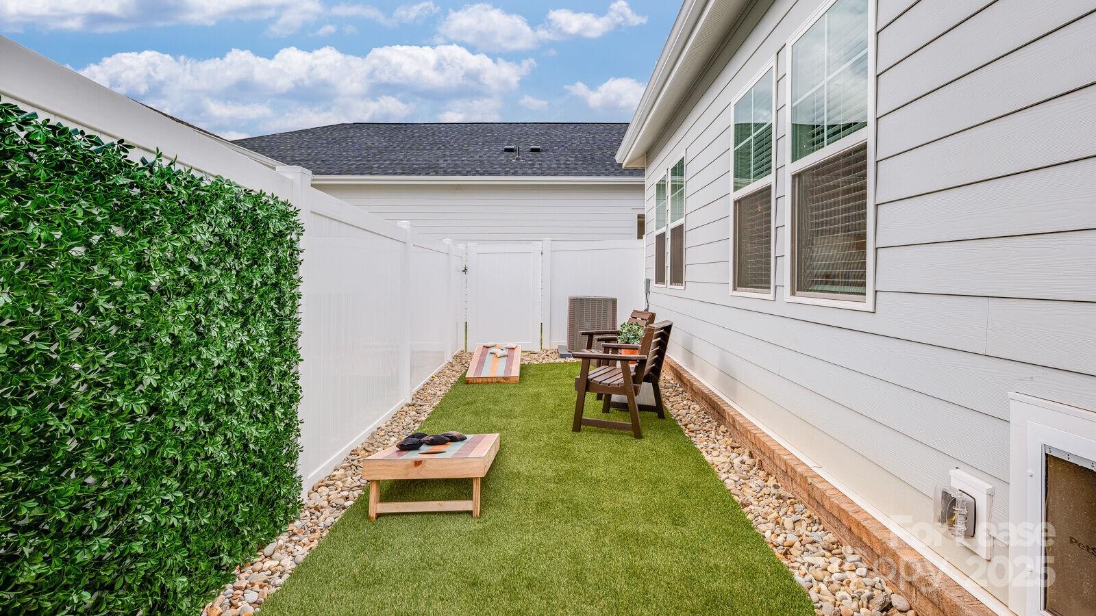 Monroe, North Carolina 28110, United States, 1 Bedroom Bedrooms, ,1 BathroomBathrooms,Residential,Active,34333