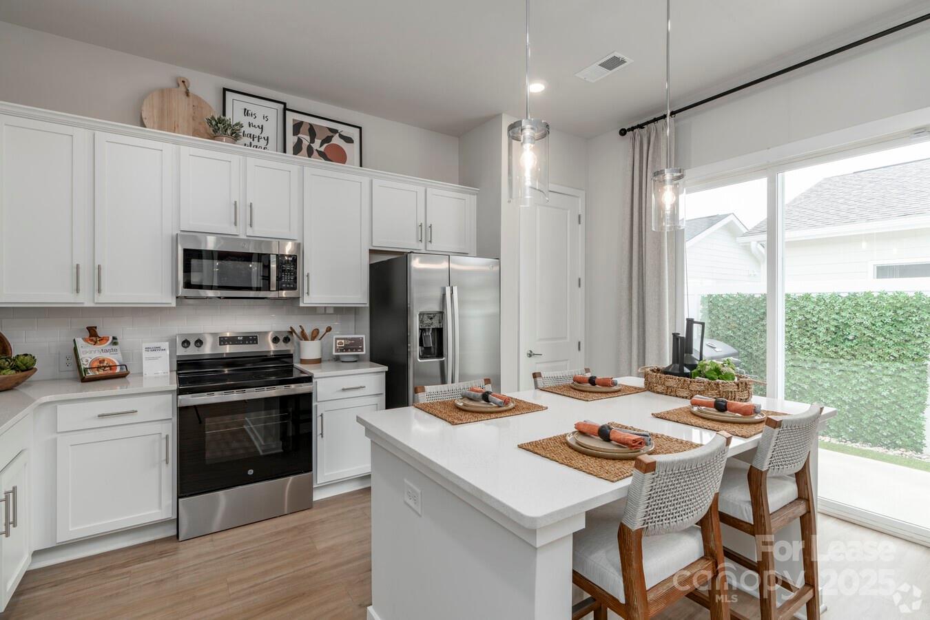 Monroe, North Carolina 28110, United States, 1 Bedroom Bedrooms, ,1 BathroomBathrooms,Residential,Active,34333