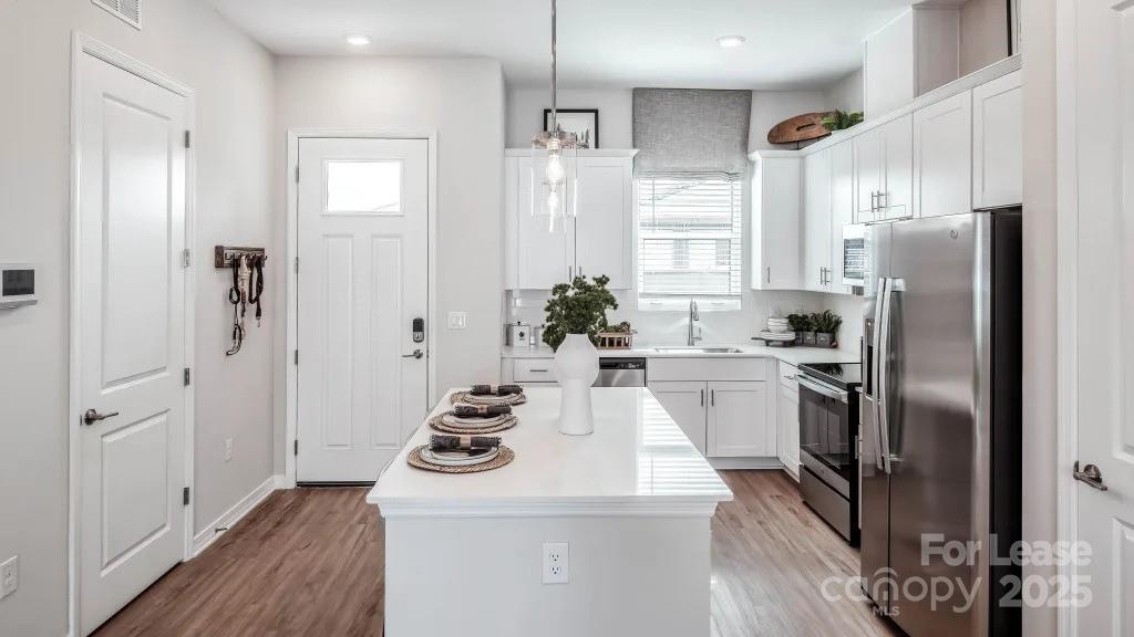 Monroe, North Carolina 28110, United States, 1 Bedroom Bedrooms, ,1 BathroomBathrooms,Residential,Active,34333