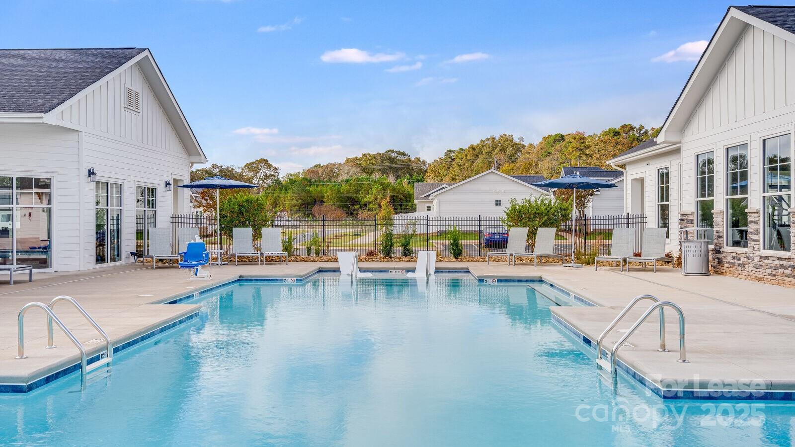 Monroe, North Carolina 28110, United States, 1 Bedroom Bedrooms, ,1 BathroomBathrooms,Residential,Active,34333