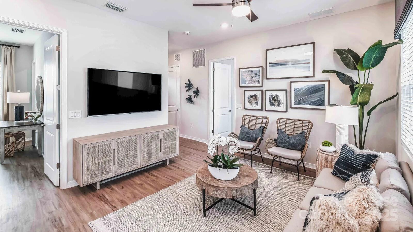 Monroe, North Carolina 28110, United States, 1 Bedroom Bedrooms, ,1 BathroomBathrooms,Residential,Active,34333