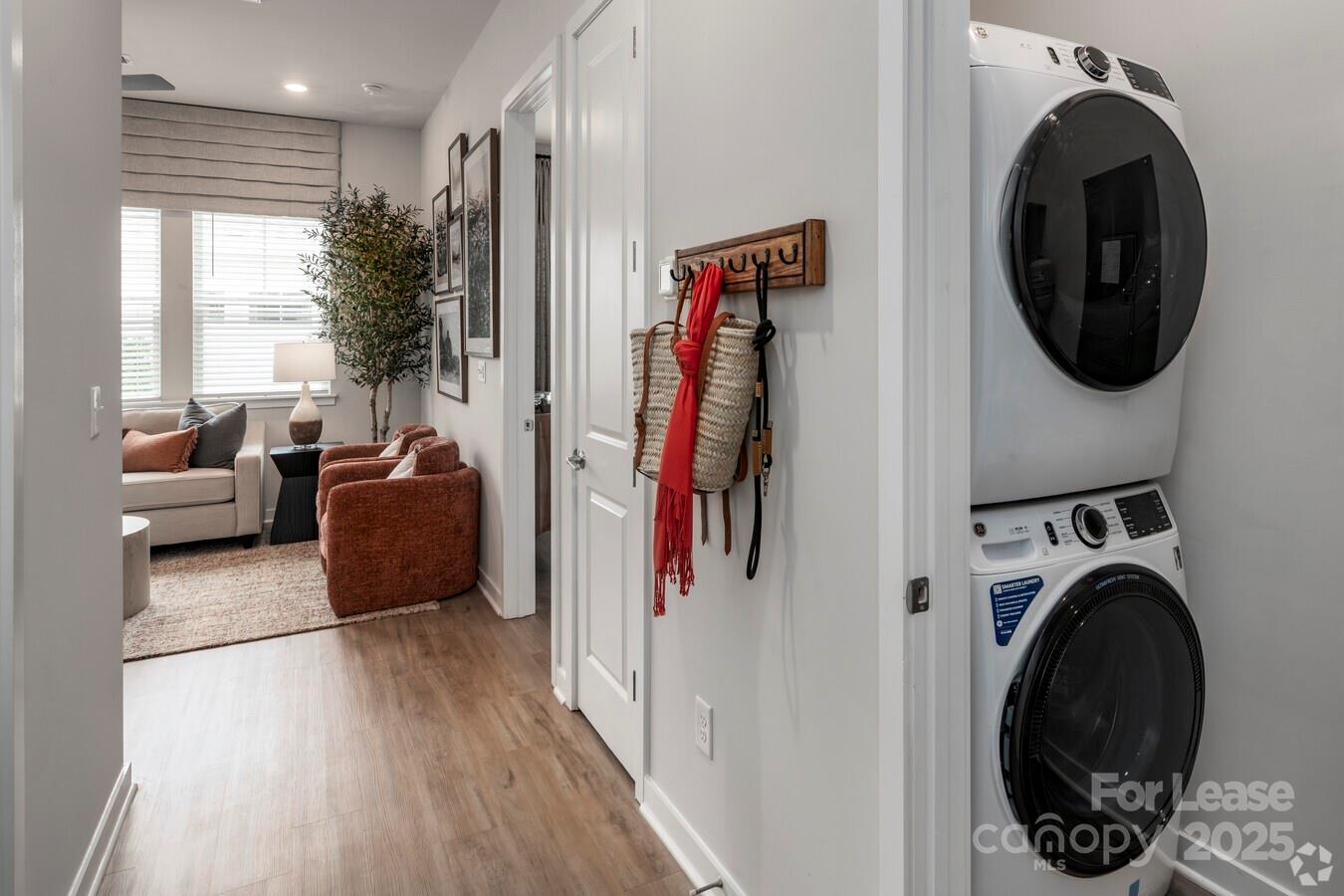 Monroe, North Carolina 28110, United States, 1 Bedroom Bedrooms, ,1 BathroomBathrooms,Residential,Active,34333