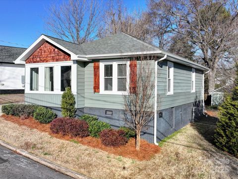 A home in Cramerton