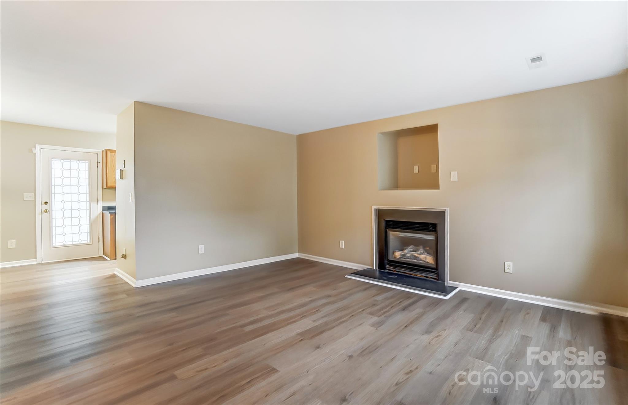830 Wilcrest Court