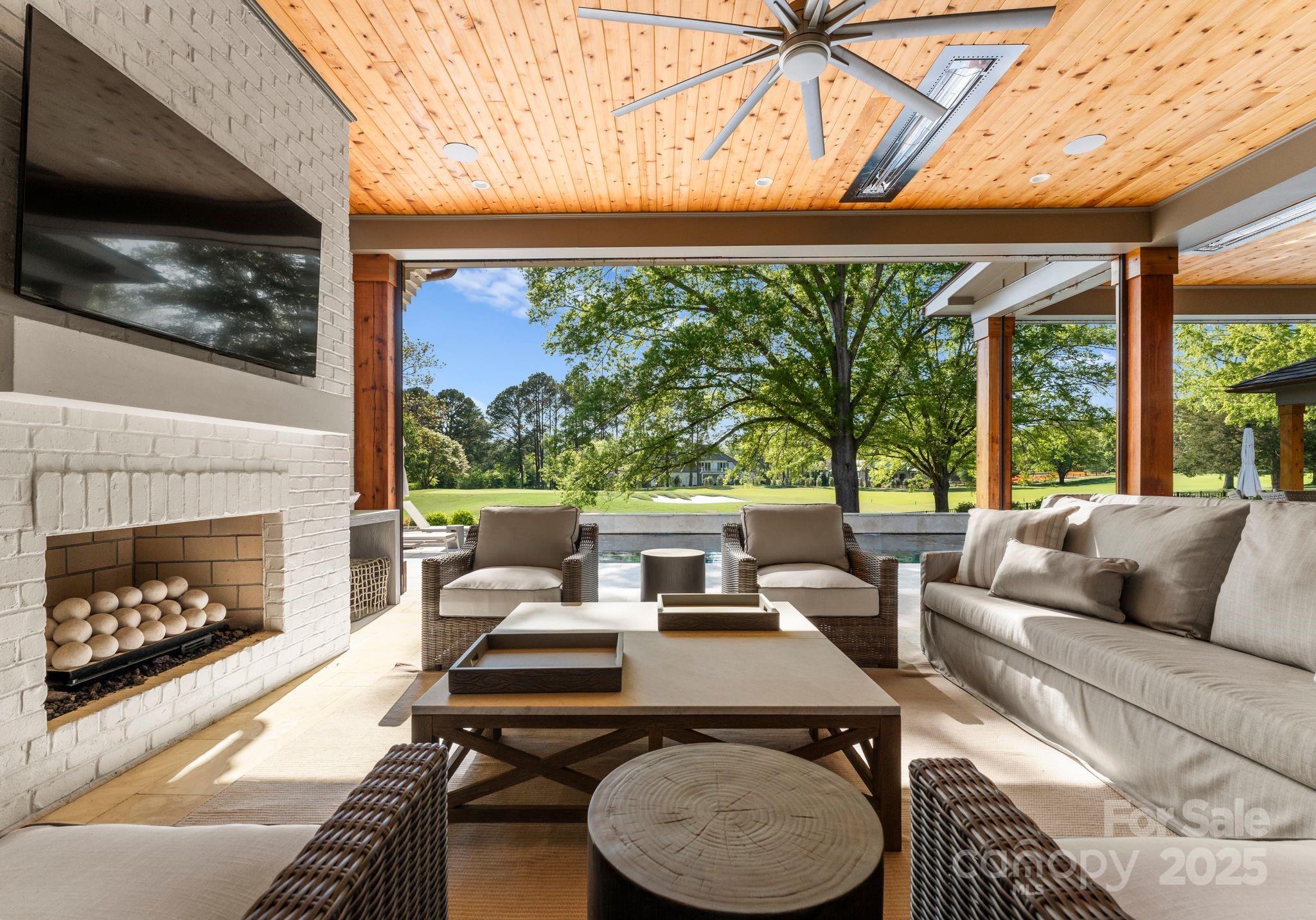 Carmel Estates West - Residential