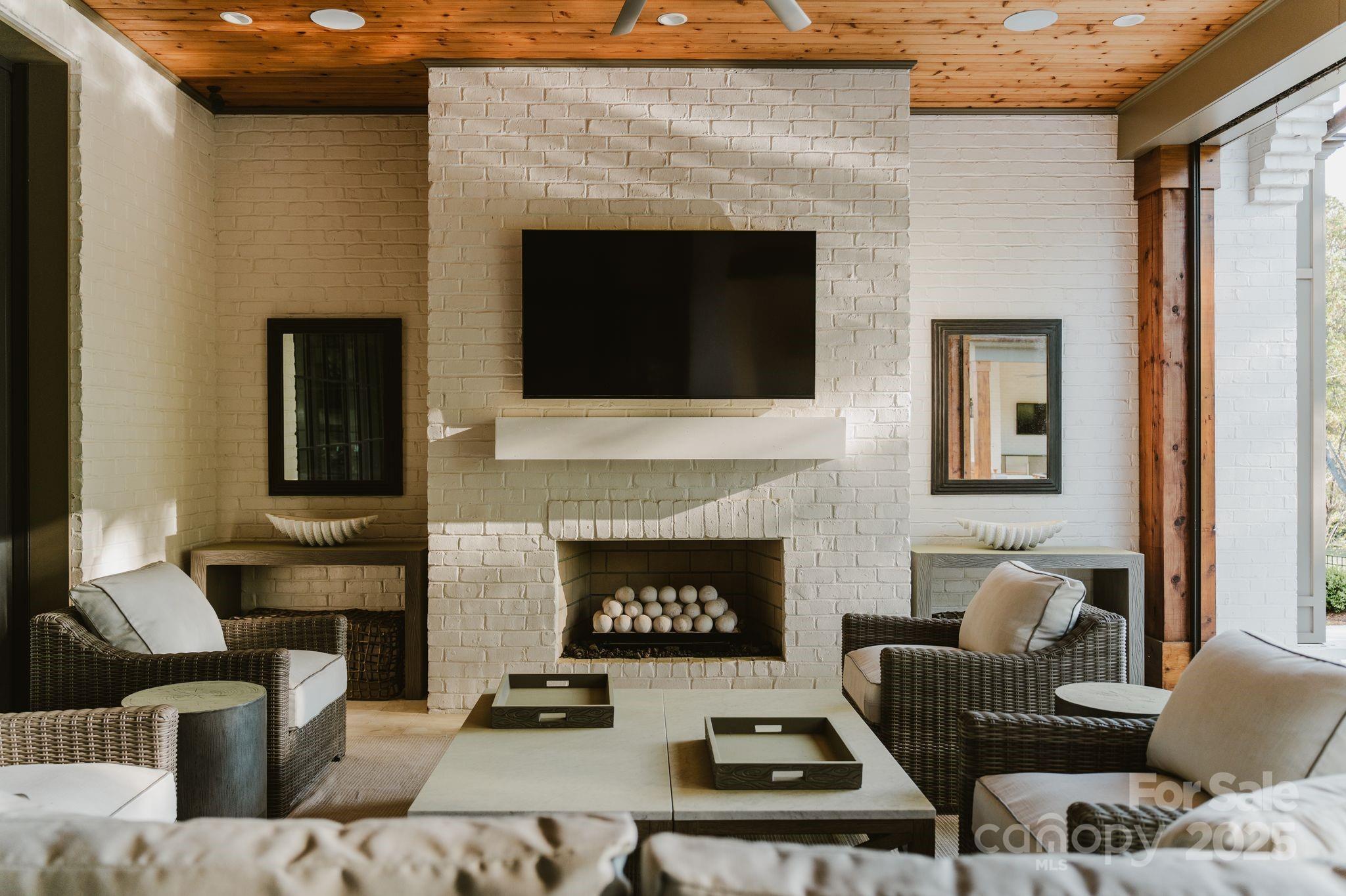 Carmel Estates West - Residential