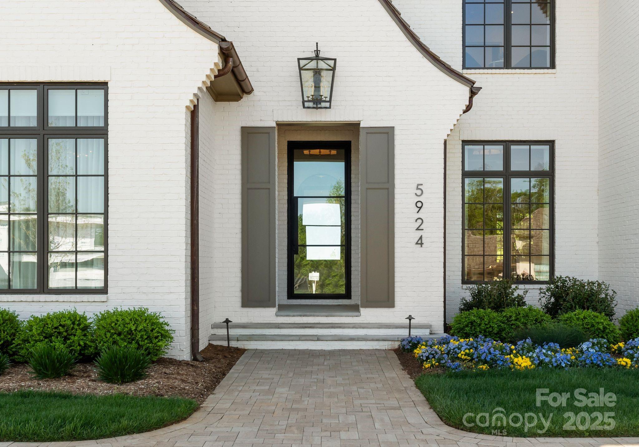 5924 Masters Court