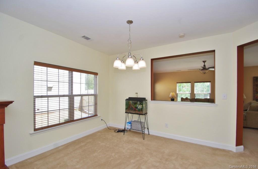 Hamilton Lakes - Residential