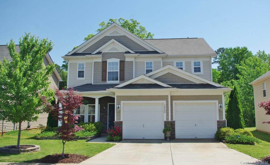 Hamilton Lakes - Residential